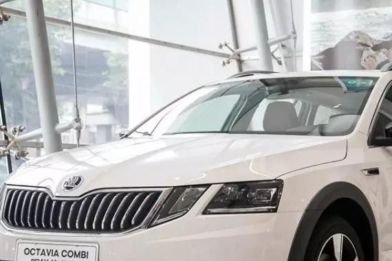 旅行车与SUV谁更适合自驾游？你缺的只是一张床！