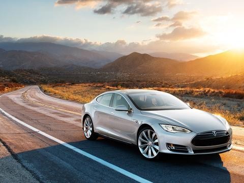 纯电动汽车要满足续航多少里程才会迎来市场得春天？