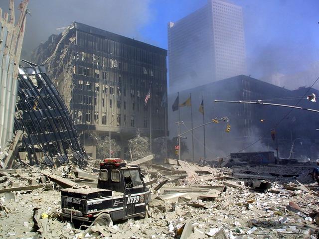 尘封了16年后,911恐怖袭击现场黑色画面公开