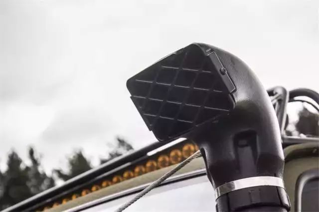 比陆巡大一圈还便宜20万,玩越野也没几个干得过TA