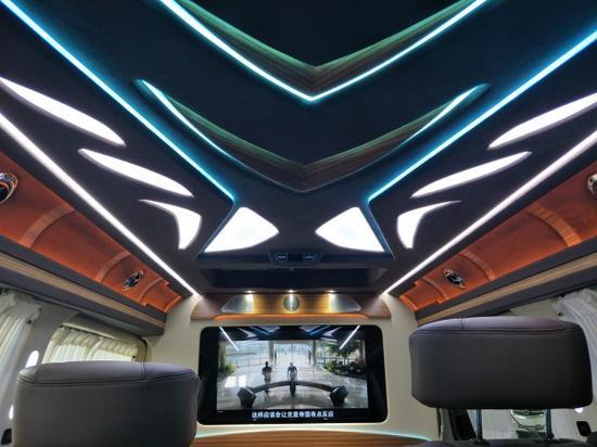 MPV界商务老大, 真正老板座驾 奔驰V260L, 堪比S级