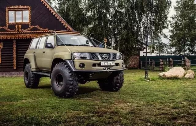 比陆巡大一圈还便宜20万,玩越野也没几个干得过TA