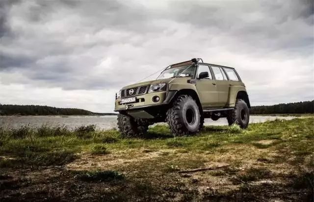 比陆巡大一圈还便宜20万,玩越野也没几个干得过TA