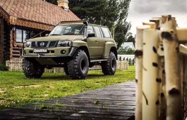 比陆巡大一圈还便宜20万,玩越野也没几个干得过TA