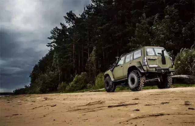 比陆巡大一圈还便宜20万,玩越野也没几个干得过TA