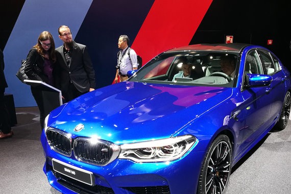 2017法兰克福车展：宝马全新一代M5亮相