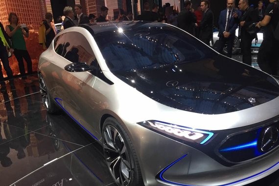 2017法兰克福车展：奔驰EQA概念车首发