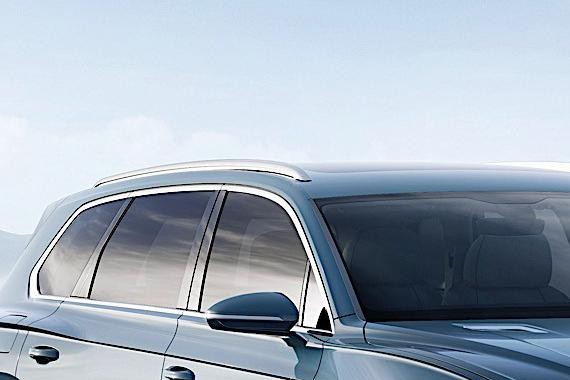 保时捷同平台，内饰15寸屏，下一代途锐仅售35万起！