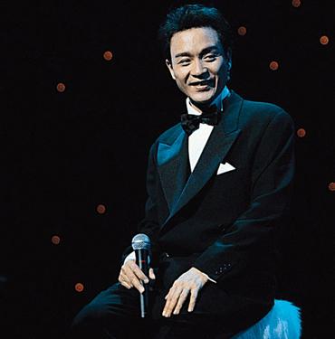 守张国荣骨灰14年，至今未娶唐鹤德现状曝光