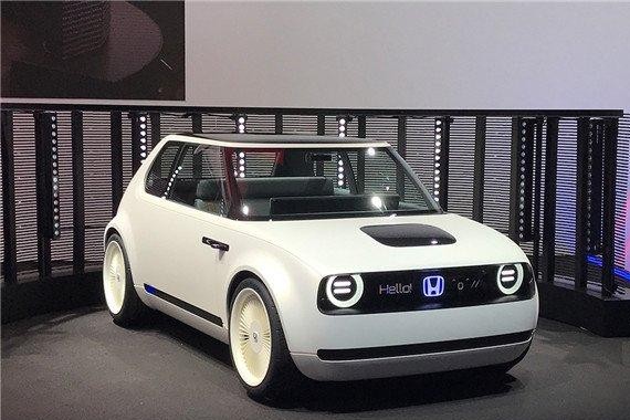 你的小可爱！本田你成功的吸引了我的注意