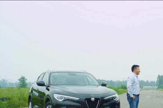 涛涛说车-与美女约会 越野+赛道体验阿尔法罗密欧Stelvio