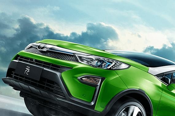 看起来就野性十足，这样子的SUV显然更加特别！