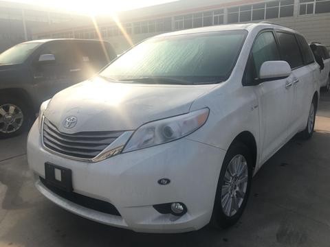 2017款丰田塞纳顶配2017款丰田塞纳改装顶级座椅