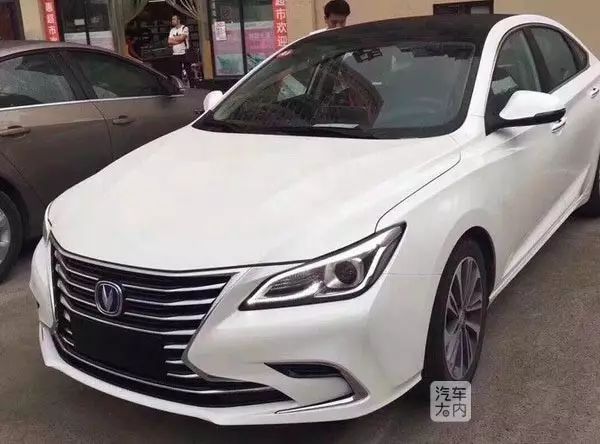 高配LED大灯液晶仪表,长安睿骋CC最全实拍
