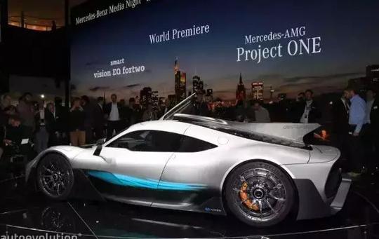 奔驰新车用上了F1发动机 ,售价1777万号称最贵