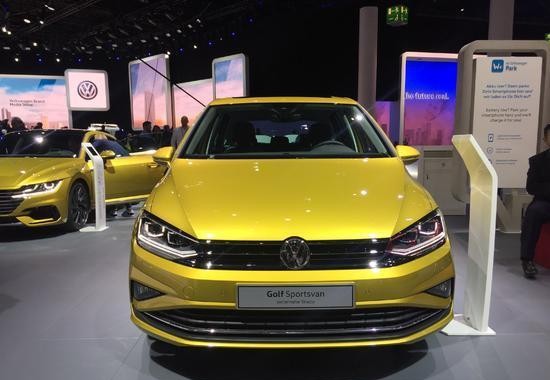 高尔夫Sportsvan亮相法兰克福，外观升级更帅了