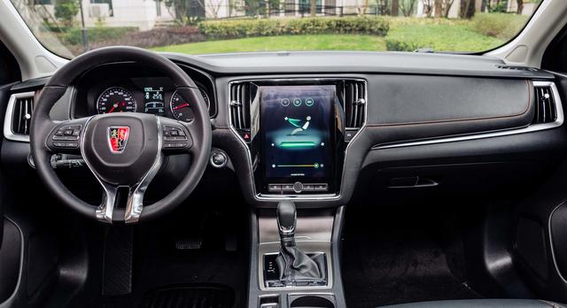 iphoneX脸部识别被玩坏,用在汽车长得像能把车开走