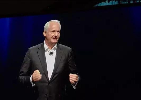 法兰克福上介绍EQA概念车为何是戴姆勒大中华区总裁