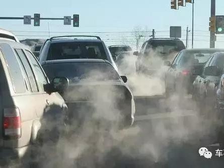 怒了！熊了！中国禁售燃油车，为何奔驰却五味杂陈？