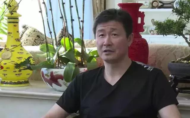 郝海东:延边队是中超的榜样,某些球队赢球不光