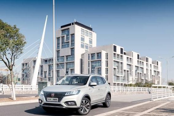 ​听说要买iPhone8的人都适合开这辆车