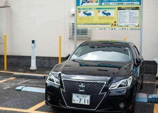 看到日本原版的皇冠，终于知道国产的为什么卖不动了