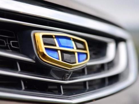 试驾吉利博越1.8T四驱型 喀纳斯轻度越野之旅