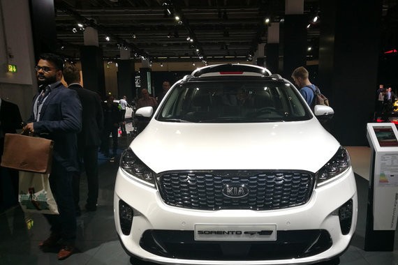 法兰克福车展：起亚索兰托GT Line发布