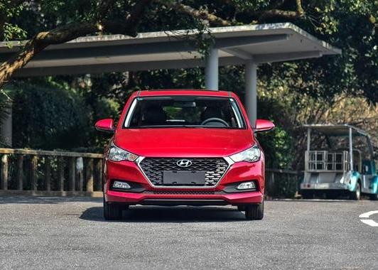 这两款10万左右的代步车，可能会让你放弃国产品牌