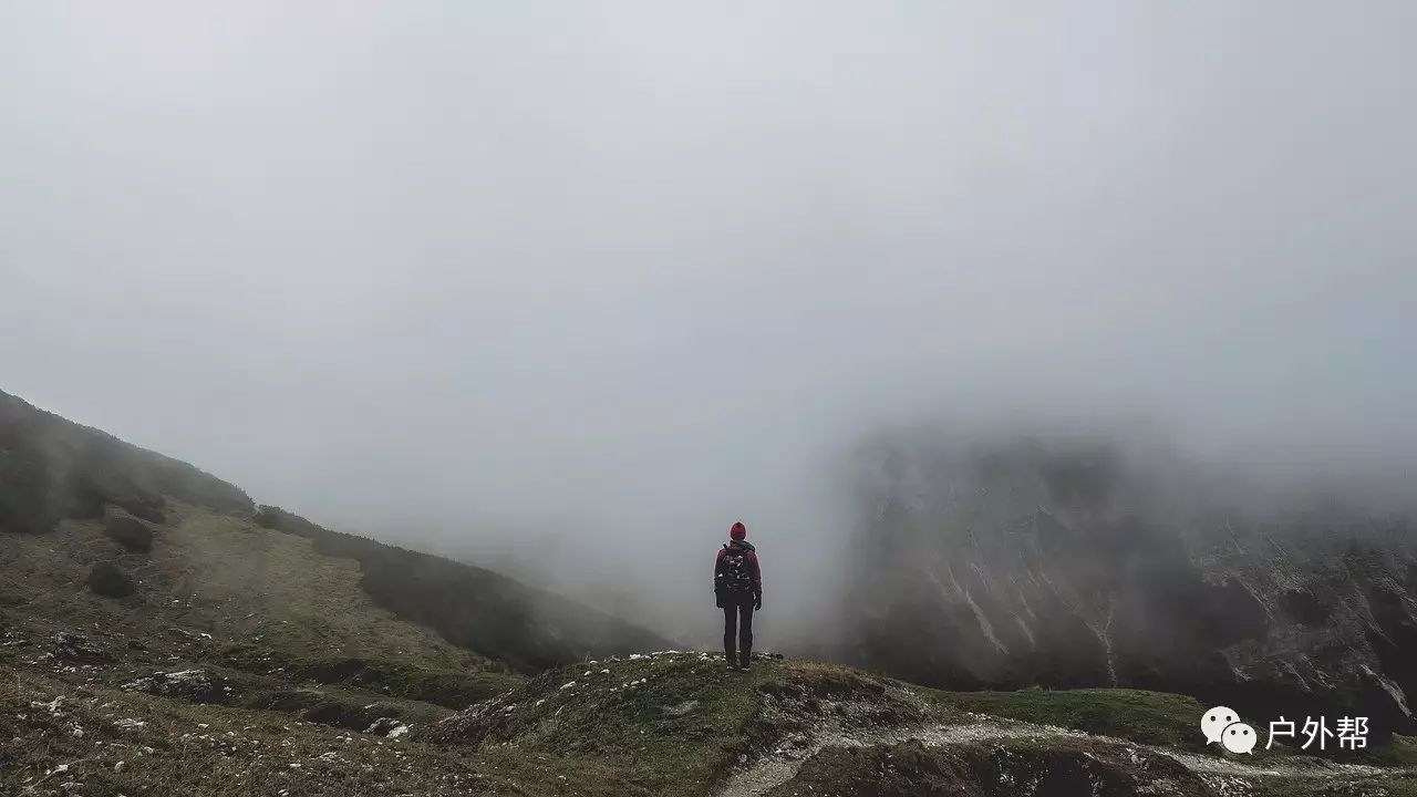 如果我在野外迷路了，该怎么办？