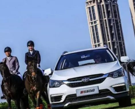 叫板小型SUV“销量王” 新骏派D60凭实力杀它一个回马枪