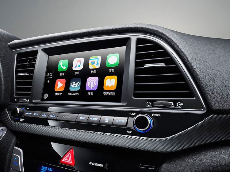 全新瑞纳搞事情 智能语音系统比苹果Siri更撩人?