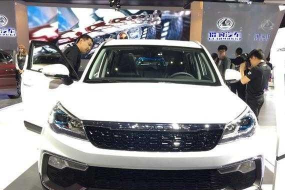 有军工历史, 一箱油跑1000公里, 才只卖7.6万