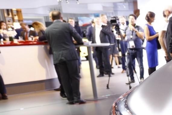 丰田C-HR Hy-Power概念车亮相 高性能混动车前瞻