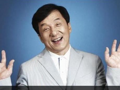 中、印收入最高的演员身价差了3倍，座驾总价差了2亿