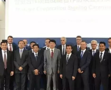 将签约现场搬到海外，北汽海纳川在法兰克福签了哪些重要协议？