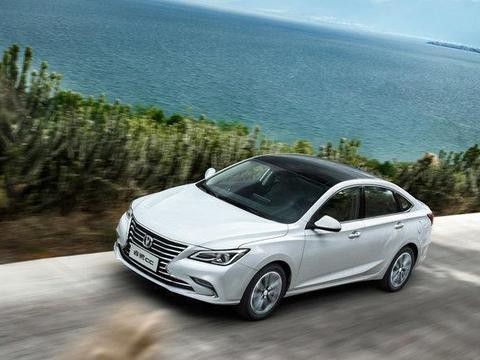 长安爆大招，新车比CC还帅，誓要超博瑞