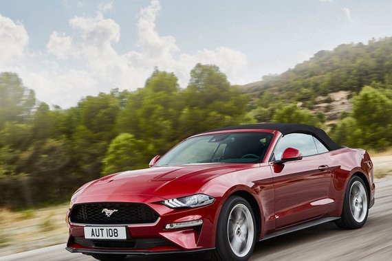 福特新款Mustang敞篷版官图 造型小改