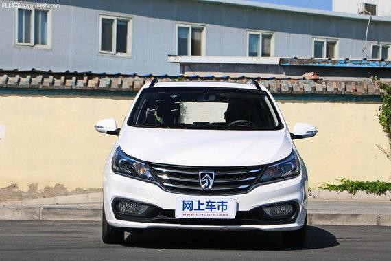 宝骏310自动挡详细配置曝光 标配旋钮+拨片换挡