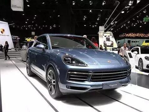 法兰克福车展新车第一弹，劳斯莱斯也玩起SUV了！