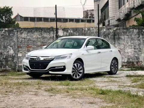 省油、省钱、空间大，这样的中级车你不买就亏了