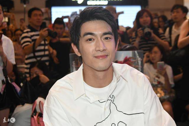 小楼问林更新是不是特有钱,林更新的回复简直