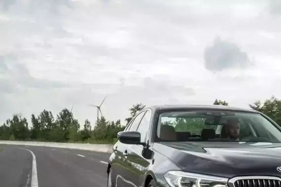 宝马有的它都有，它有的宝马却没有 ALPINA发布D5 S