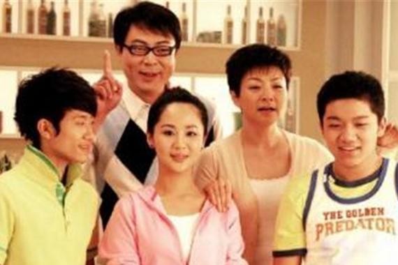 他们凭借《家有儿女》爆红，而他去世10年无人知晓！