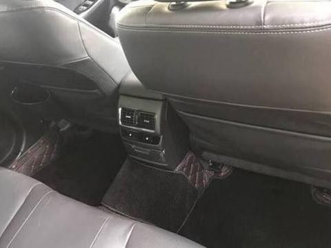 全驱经典版的斯巴鲁力狮，240马力350牛米7秒内破百