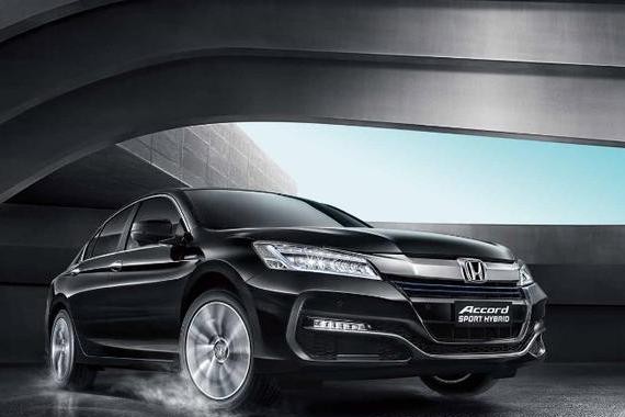 混动第九代雅阁油耗仅为3.3L，最长可跑1980公里