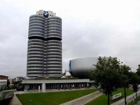 17款中东版宝马X5打破常规4S店销售 不按套路出牌