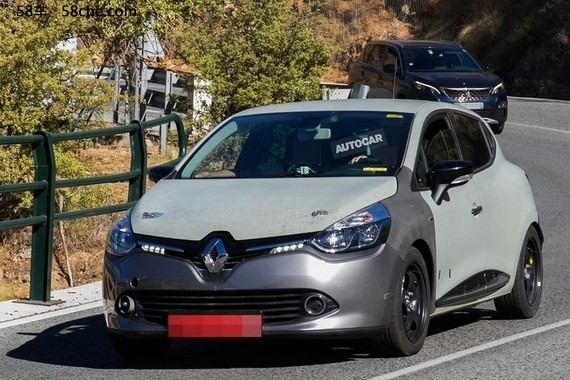 全新一代雷诺Clio谍照 或搭混动系统