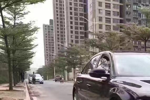 二十万买下奥迪A8L，他脸上乐开了花！