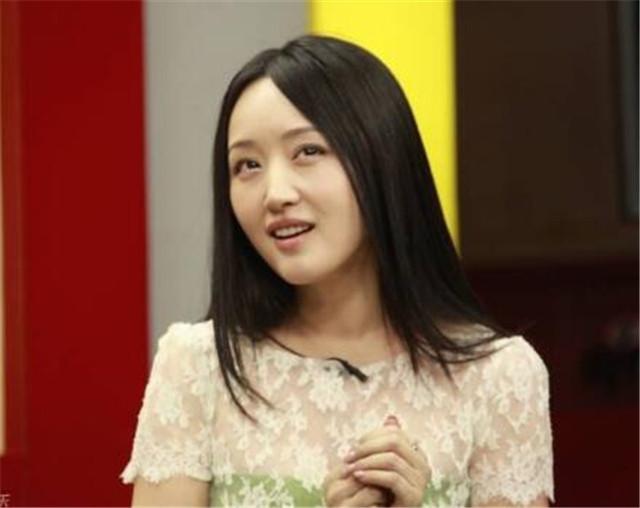 45岁杨钰莹要结婚?新郎是他,还送了一辆130万